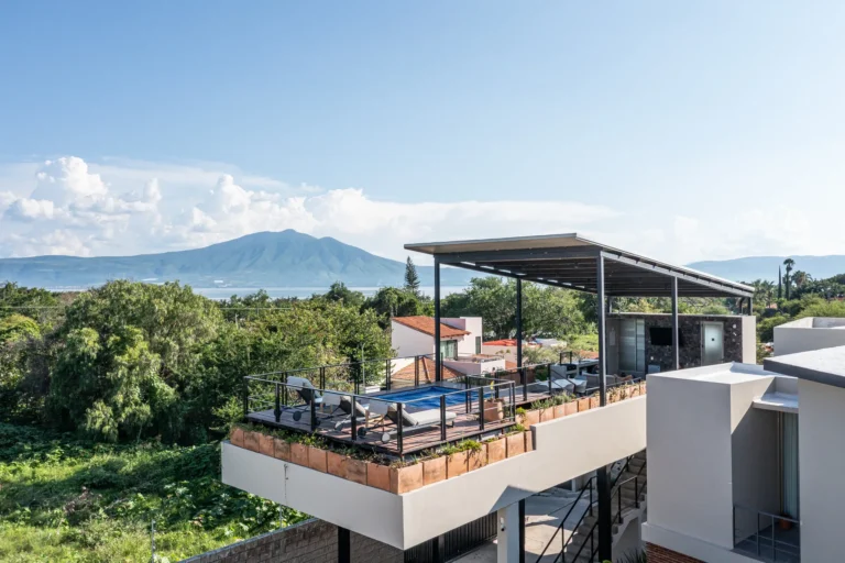 Roof garden con vista al lago en Cuatro Vientos, Ajijic